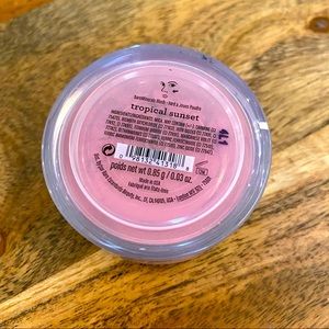 BareMinerals Blush- Tropical Sunset NWT